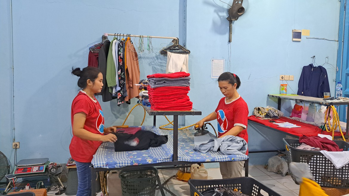 Harga Satuan Mega Jaya Laundry